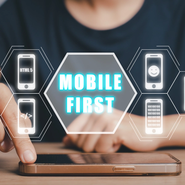 Přátelské pro mobilní zařízení vs. Mobilní zařízení na prvním místě